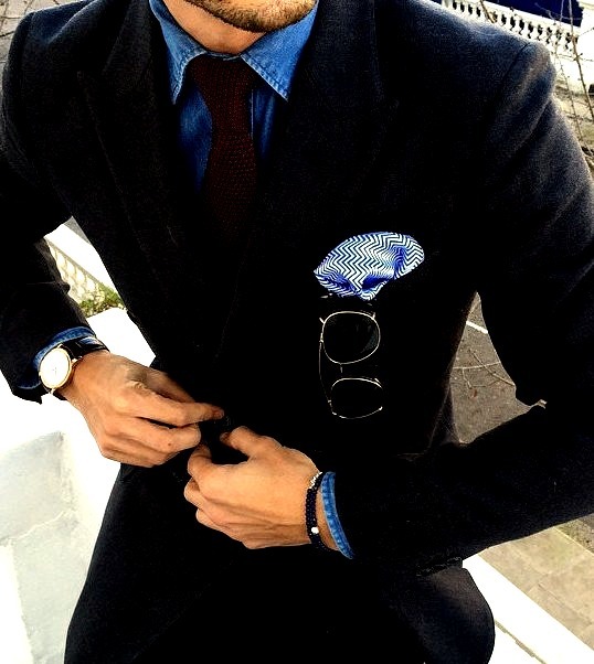 Man In Suit, Gentlemen, Classy Clothing, Stylish Men, Suit And Tie
